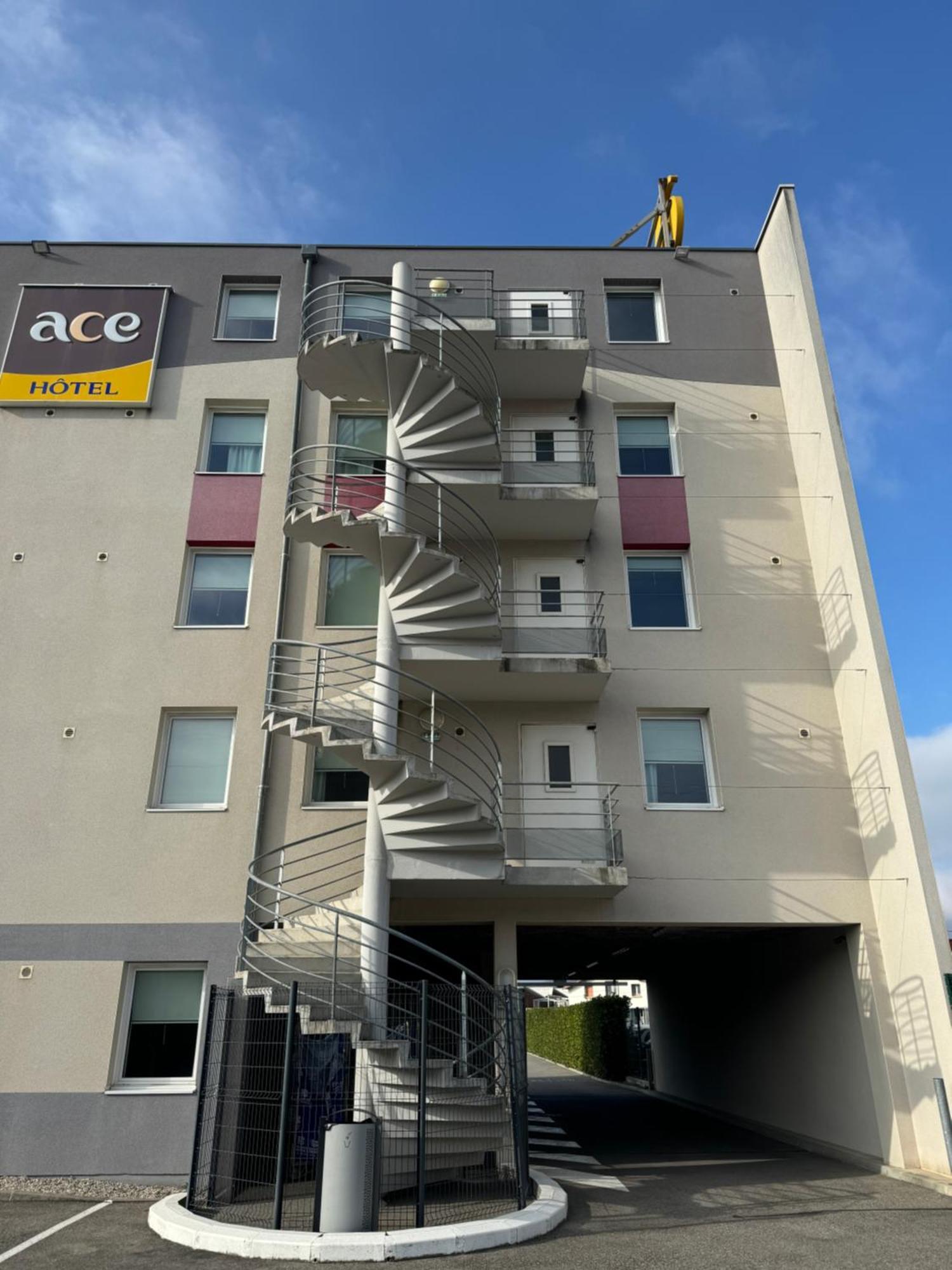 Ace Hotel Valence Valence  Exterior photo