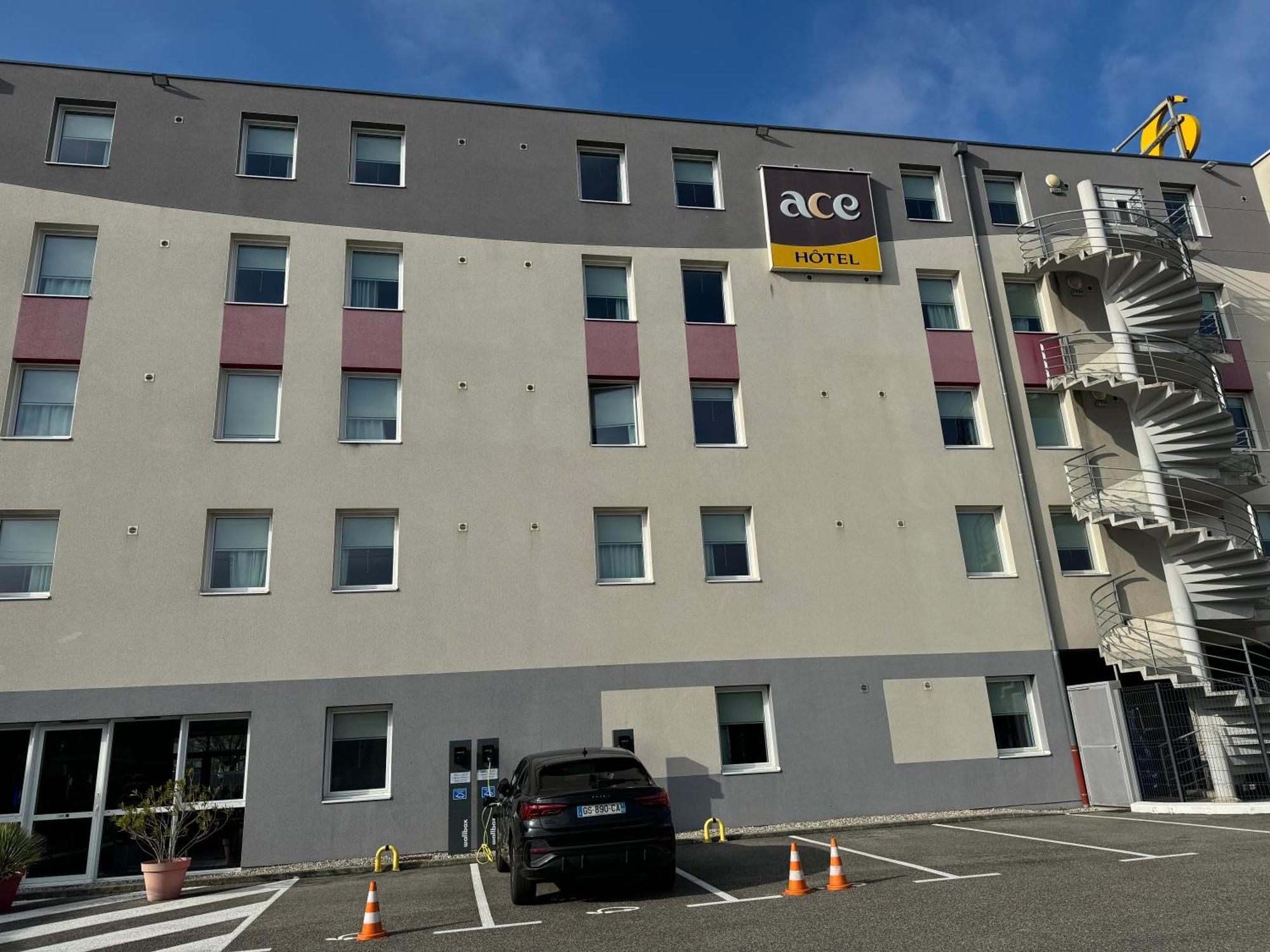 Ace Hotel Valence Valence  Exterior photo